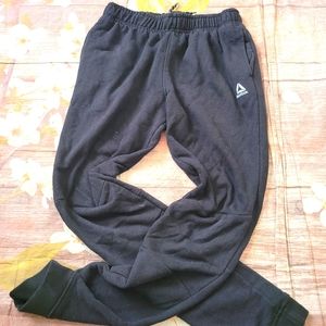 ⭐️ Reebok black sweatpants joggers